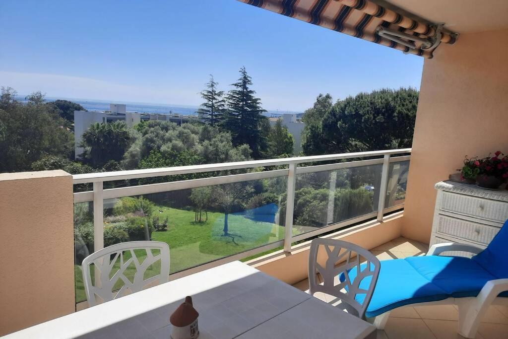 T2 Avec Magnifique Vue Mer, Piscine, Clim, Parking Daire Antibes Dış mekan fotoğraf