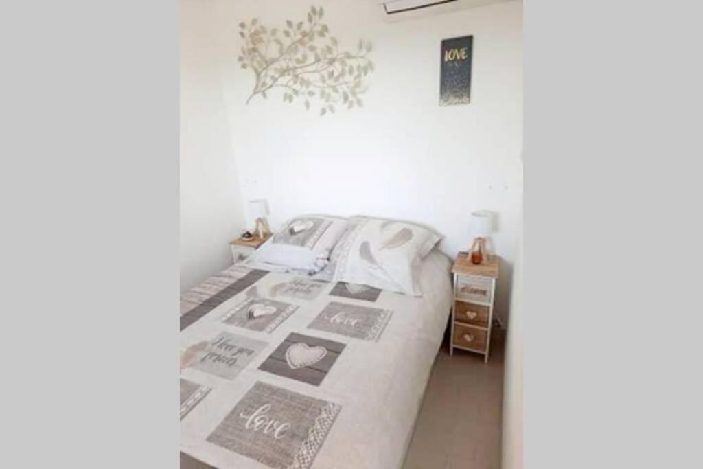 T2 Avec Magnifique Vue Mer, Piscine, Clim, Parking Daire Antibes Dış mekan fotoğraf